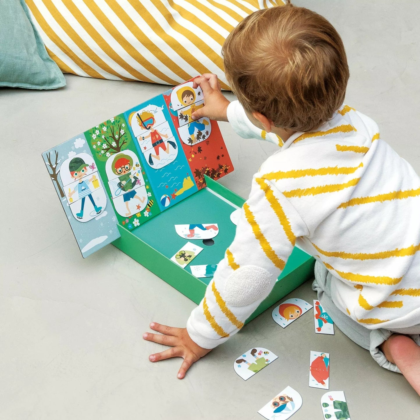 Apli Kids magnetinis žaidimas-dėlionė SEZONAI