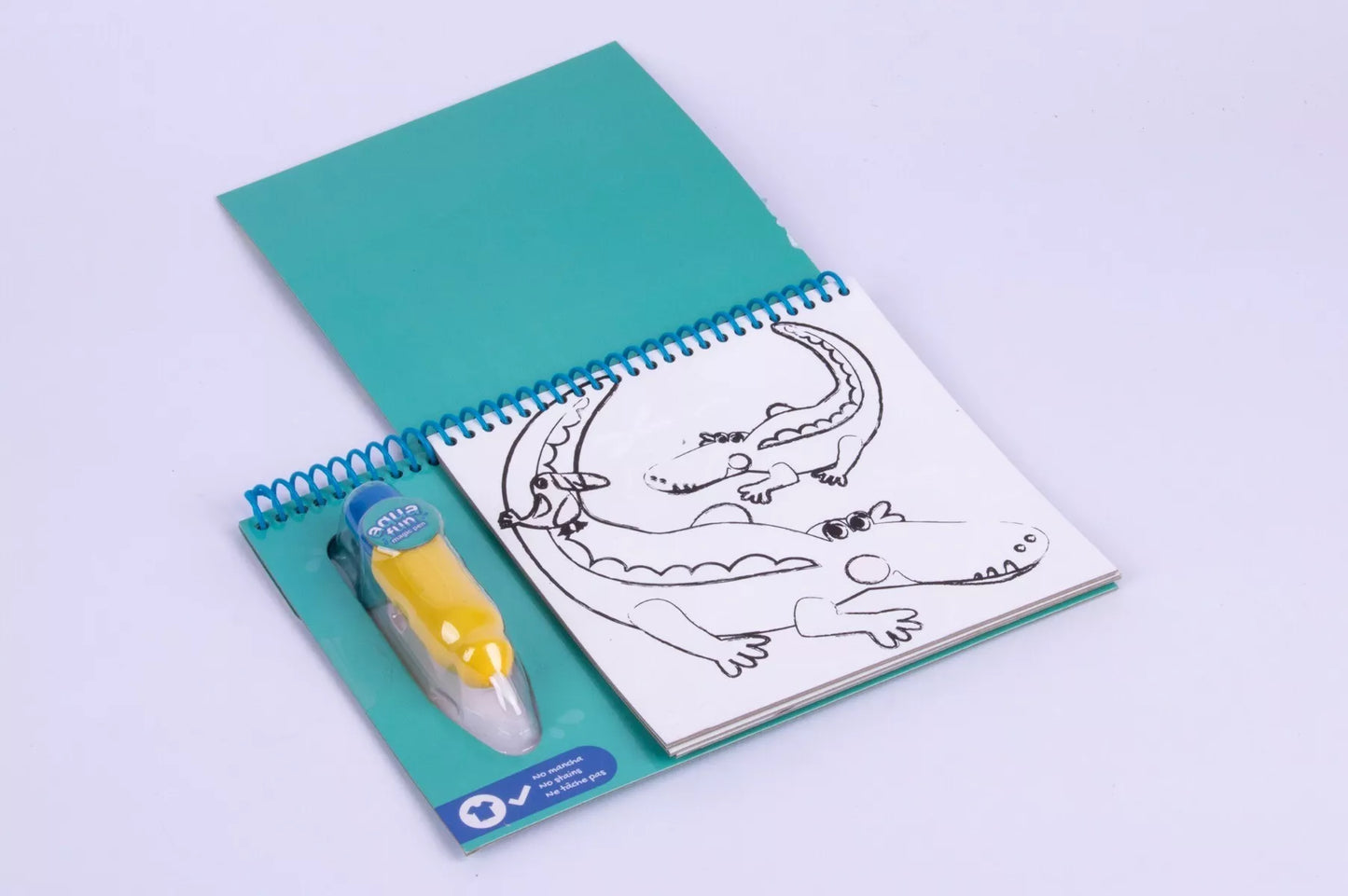 Džiunglių spalvinimo knygelė su vandens pieštuku