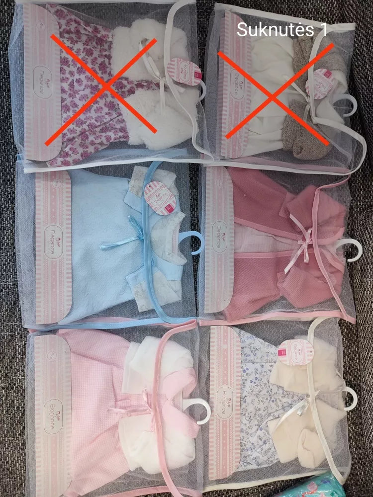 Arias rūbeliai lėlei, 42 cm